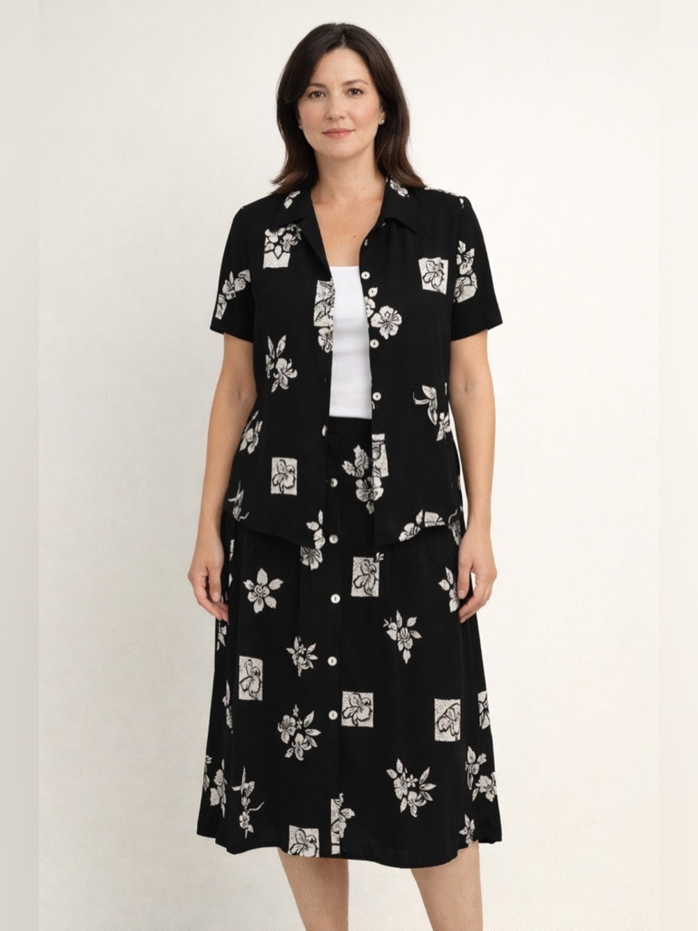 Michael Taylor Woman’s Large Vintage 80s floral hummingbird blouse and skirt